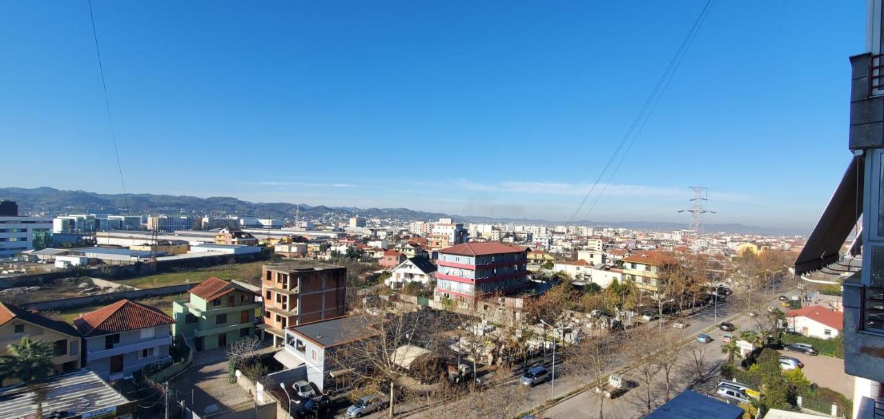 Cozy In Leilighet Tiranë